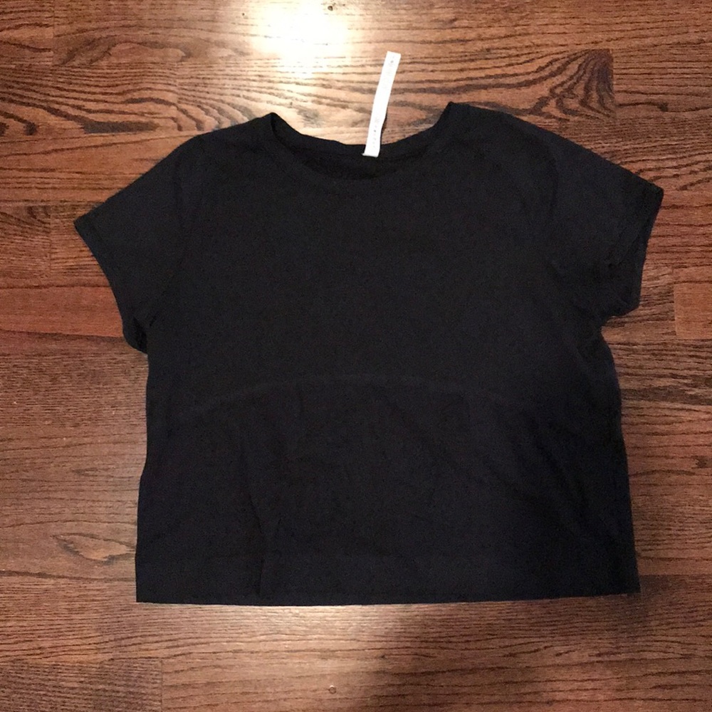 lululemon athletica Black Short Sleeve Tee